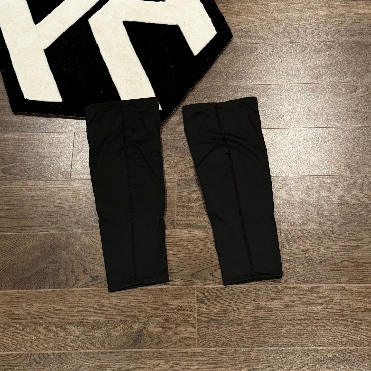 Elite Pro Black Compression Knee Sleeve