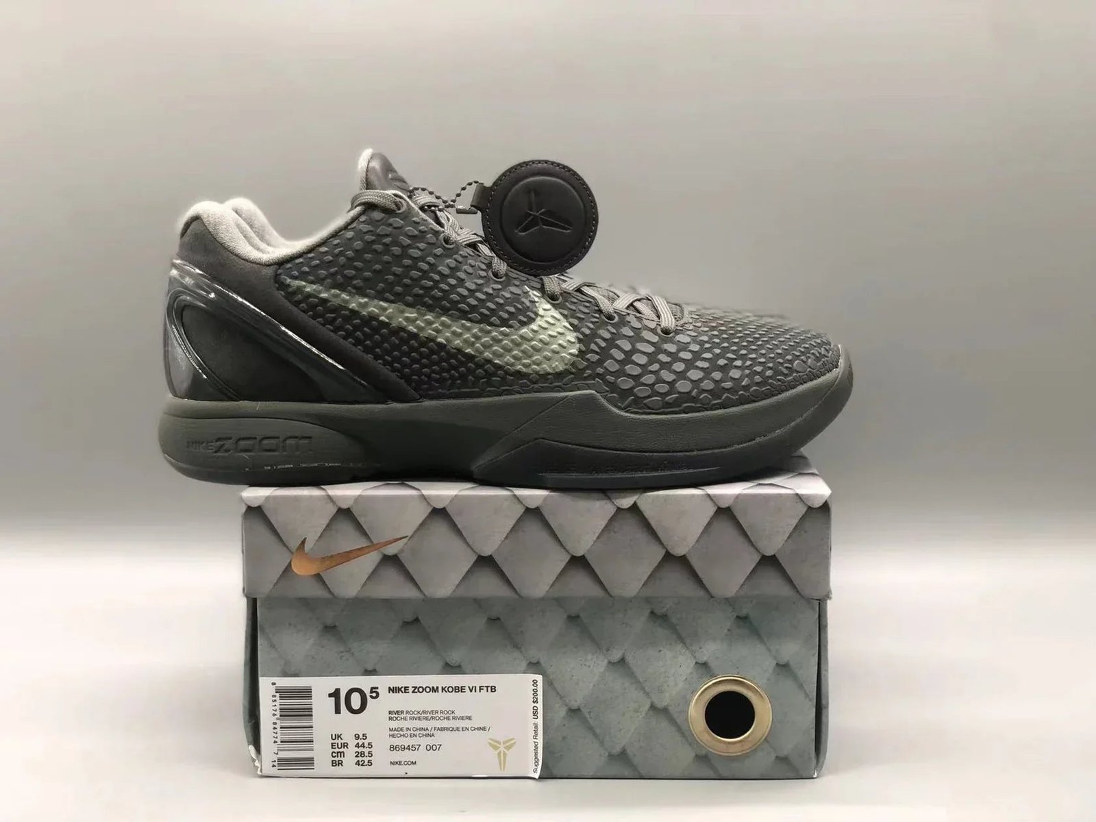 FADE TO BLACK 6 - Image 4